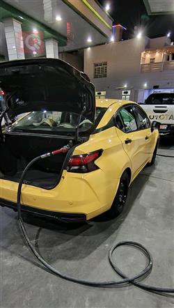 نيسان فيرسا